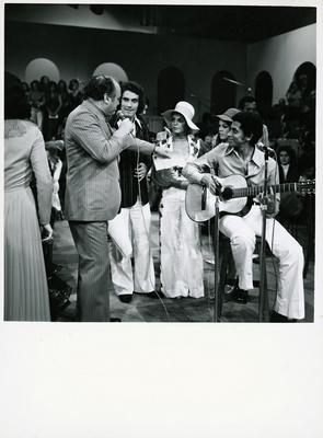 Paulinho da Viola com o violão