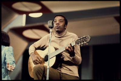 Milton Nascimento - IV Festival de MPB