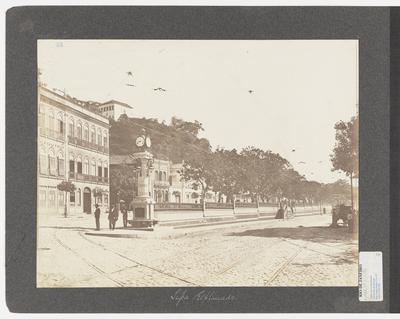 Relógio da Glória e Rua da Glória; tomada em direção à Lapa