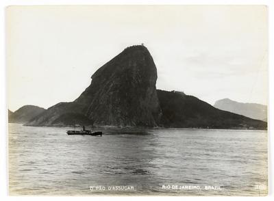 Morro do Pão de Açúcar; a partir de Niterói