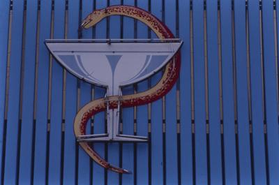 Flagrante de rua - placas, letreiros e cartazes