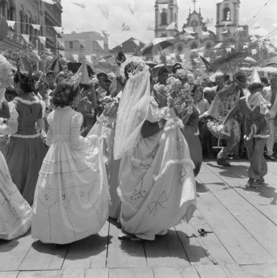 Desfile de agremiação carnavalesca