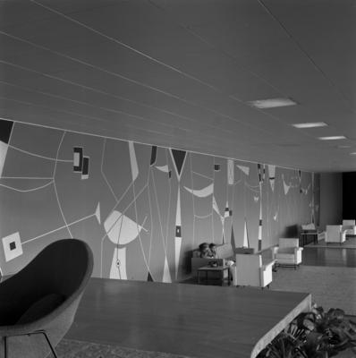 Pintura mural sobre alvenaria, de Athos Bulcão, no Brasília Palace Hotel