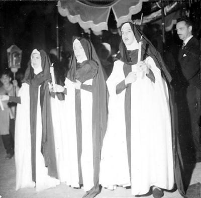 Semana Santa - Descida de Jesus Cristo da cruz e procissão