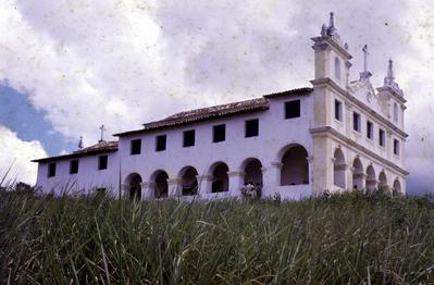 Igreja de Nossa Senhora da Conceição de Comandaroba - vista lateral