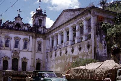 Igreja de Nossa Senhora do Pilar e Cemitério