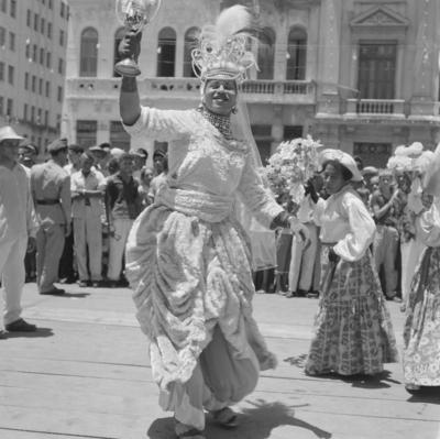 Desfile de agremiação carnavalesca