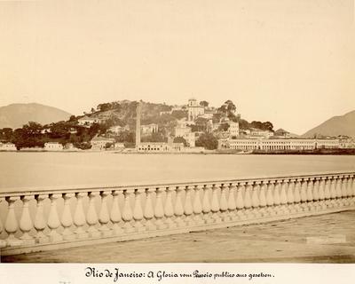 A Glória vista do Passeio Público