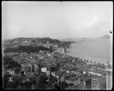 Passeio Público, Palácio Monroe e o Morro do Castelo; tomados da Glória
