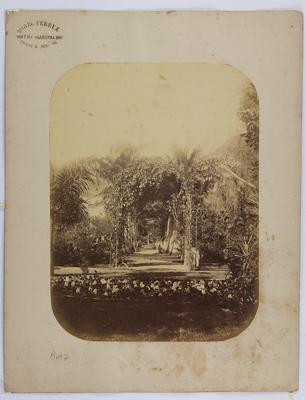 Jardim da casa do Barão de Mauá no bairro do Catete