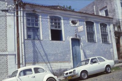 Ladeira do Boqueirão, em destaque casa azulejada