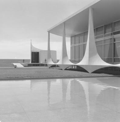 Palácio da Alvorada e Capela Nossa Senhora da Conceição