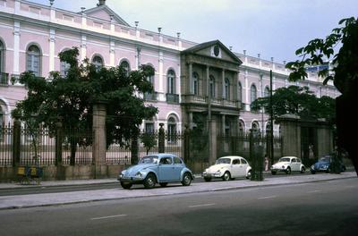 Universidade Federal do Rio de Janeiro (UFRJ) - frontaria