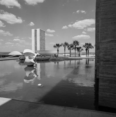 "O Meteoro", escultura de Bruno Giorgi