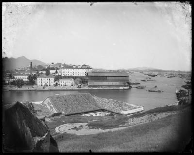 Vista do centro; tomada da Ilha das Cobras