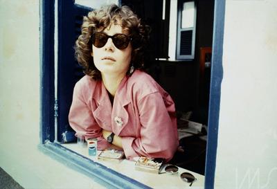 [Lançamento de A teus pés]