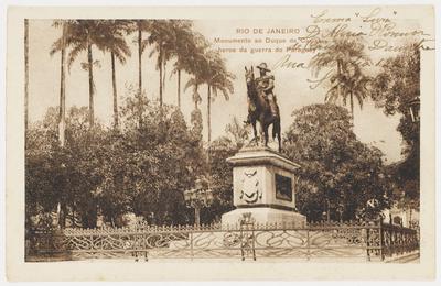 Monumento em homenagem a Duque de Caxias