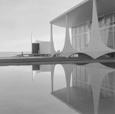 Palácio da Alvorada e Capela Nossa Senhora da Conceição