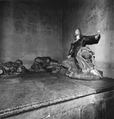 Via Crucis, Passos da Paixão, esculturas de Aleijadinho, Cristo, São João Evangelista e São Pedro no Passo do Horto.