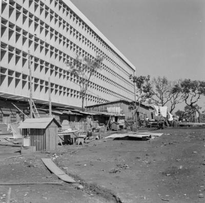Edifícios residenciais projetados para os Institutos de Aposentadoria e Pensões