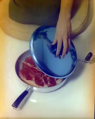 Campanha publicitária da agência J. Walter Thompson para frigideira Rochedo Aristocrata