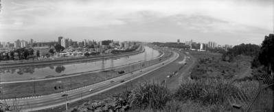 Rio Pinheiros e marginal