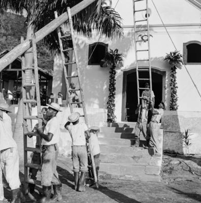 Preparativos para festa junina no Sítio Burle Marx