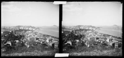Avenida Central (atual Rio Branco) e o Morro do Castelo vistos de Santa Teresa