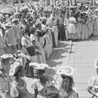 Desfile de agremiação carnavalesca