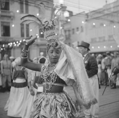 Desfile de agremiação carnavalesca