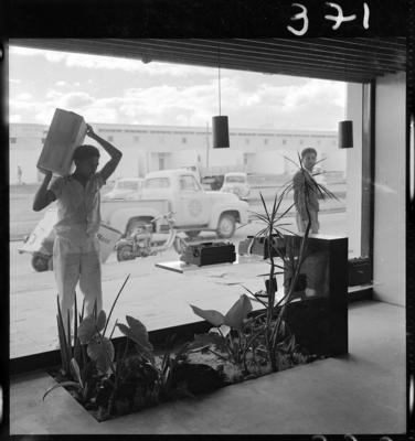 Área comercial da avenida W3