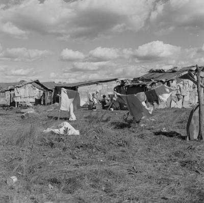 Moradia na Sacolândia, arredores de Brasília