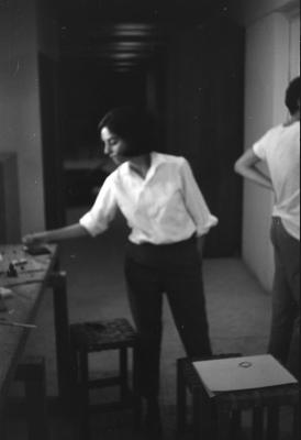 Construção de painel com Lena Coelho dos Santos, Luiz Carlos Ripper e outros alunos