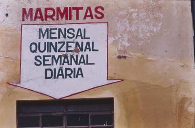 Flagrante de rua - placas, letreiros e cartazes