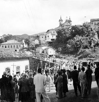 Semana Santa - Descida de Jesus Cristo da cruz e procissão