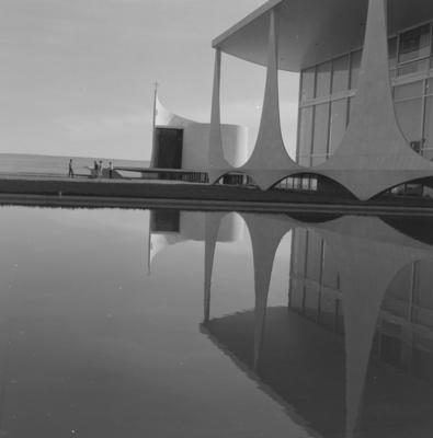 Palácio da Alvorada e Capela Nossa Senhora da Conceição