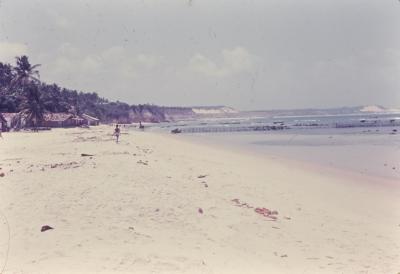 Praia em frente ao Quilombo de Sibaúma