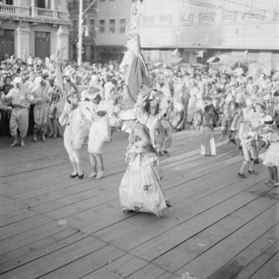 Desfile de agremiação carnavalesca