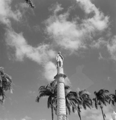São Luís, Praça Gonçalves Dias ou Largo dos Amores ou Largos Remédios