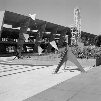 Museu de Arte Moderna - MAM , escultura de Alexander Calder