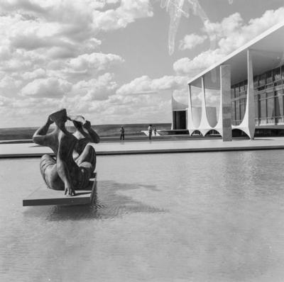 Escultura "As Iaras" ou "As Banhistas", de Alfredo Ceschiatti