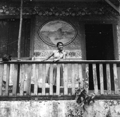 Ouro Preto, menina posando