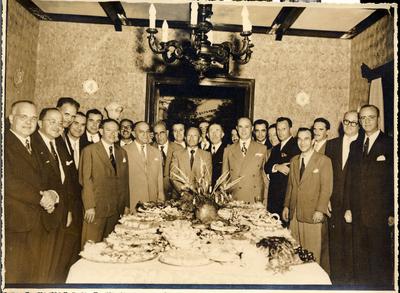 André Filho e grupo