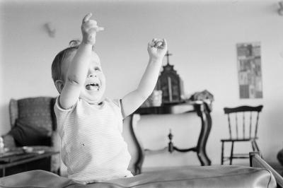 Pedro Orthof, filho de Sylvia Orthof. Família e amigos de Jorge Bodanzky