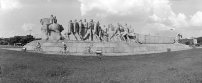 Monumento às Bandeiras