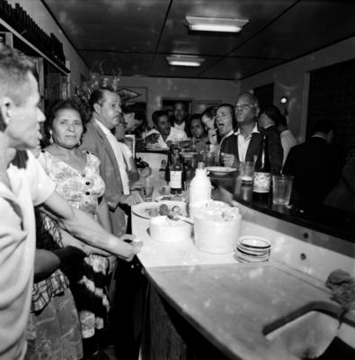 Comemoração do aniversário de 18 anos de fundação da Sociedade Brasileira de Autores, Compositores e Escritores de Música (SBACEM)