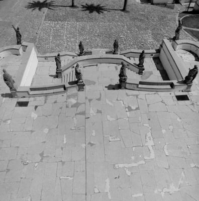 Santuário Diocesano do Bom Jesus de Matosinhos, com profetas