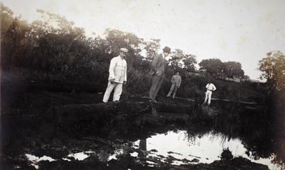 Grupo na  Estrada Guahyra-Barretos