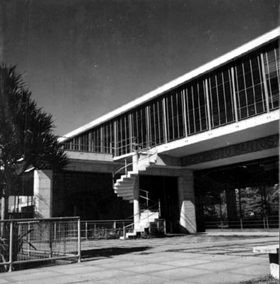 Estação de Hidroaviões do Aeroporto Santos Dumont, projeto de Attilio Correia Lima e Burle Marx