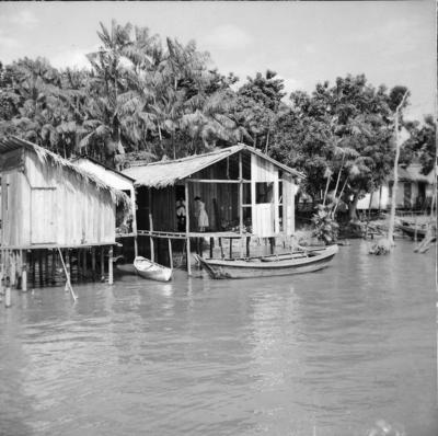 Rio Guamá, palafitas flutuantes